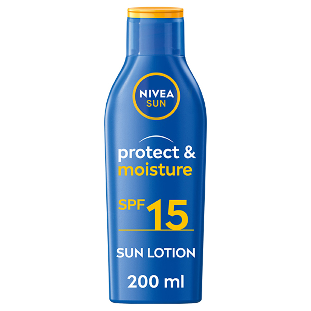 Nivea Sun Protect and Moisture Sun Cream Lotion SPF15 200ml Image 1