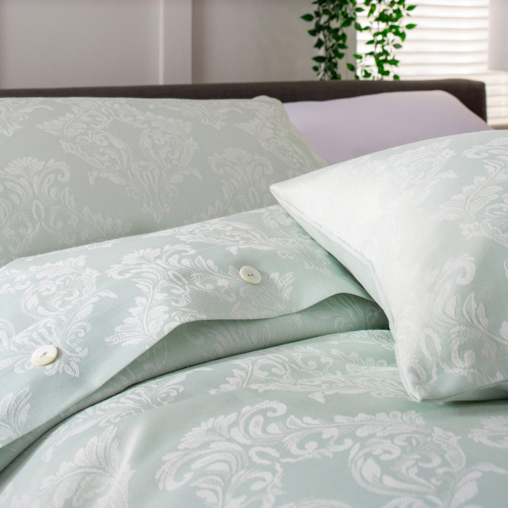 The Lyndon Company Versailles Double Duck Egg and Ecru Jacquard Duvet Set Image 2