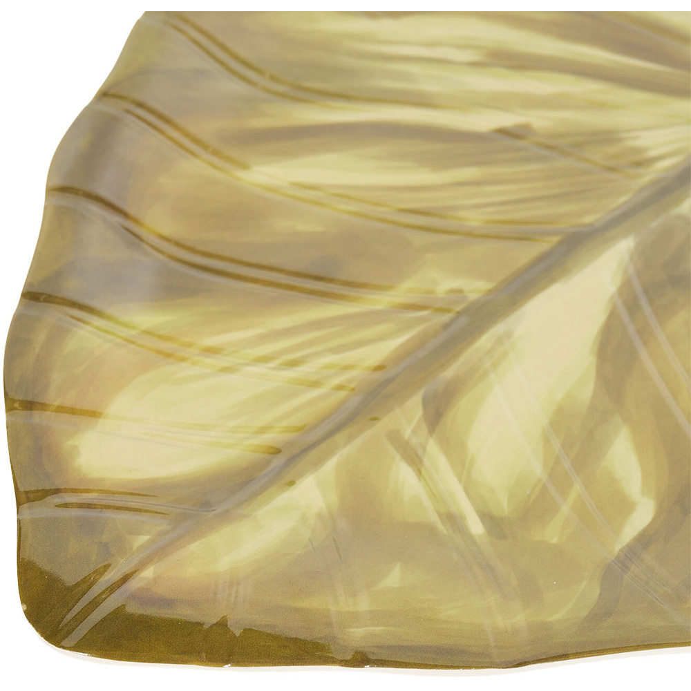 Casablanca Leaf Serving Plate Olive Image 5