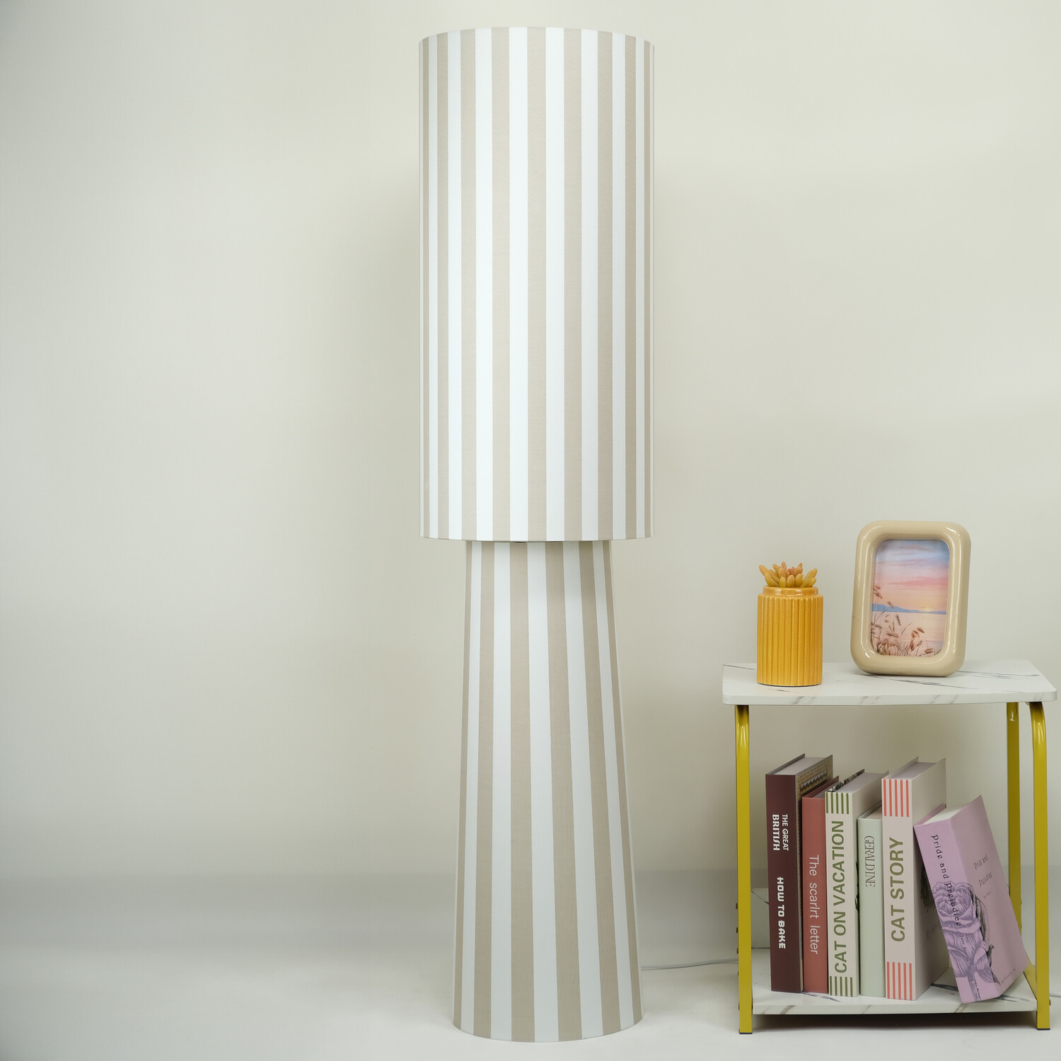 XL Stripe Lamp Natural Image 3