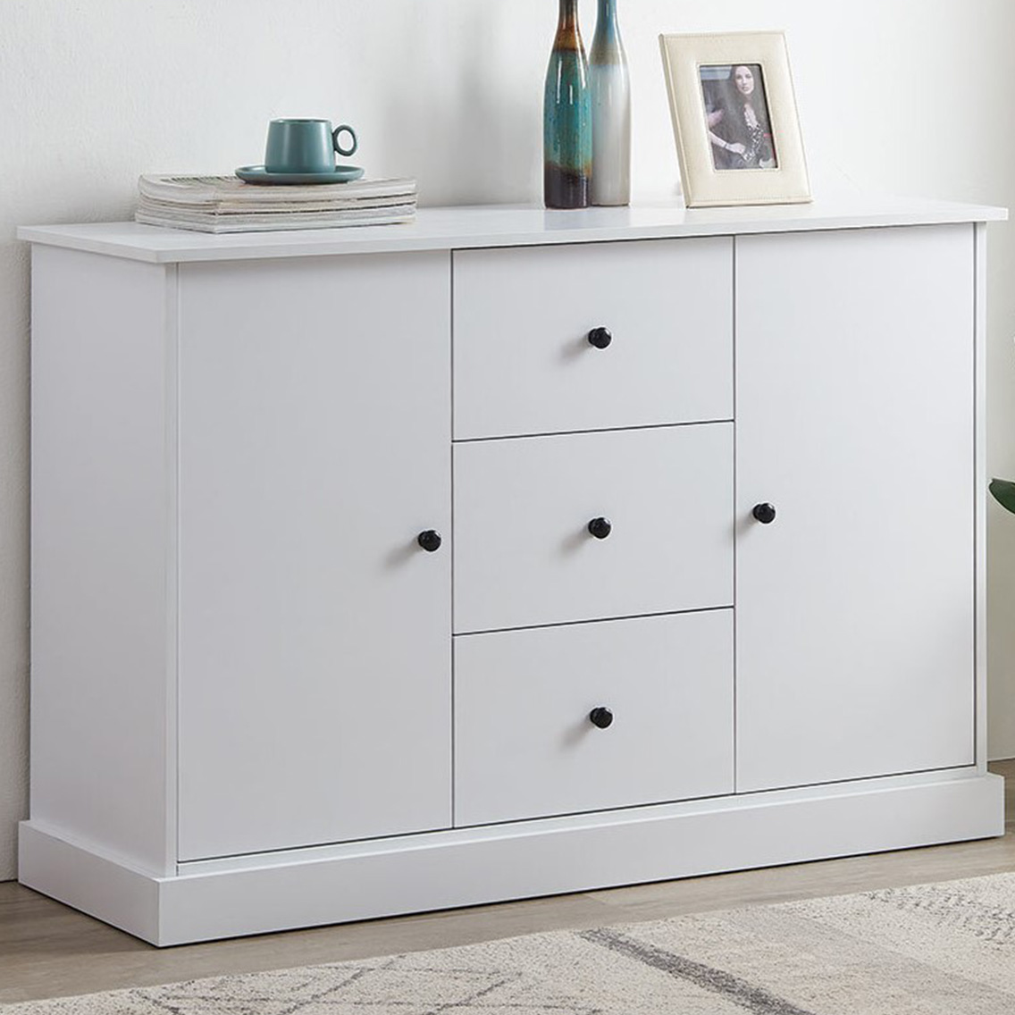 Windsor 2 Door 3 Drawer White Sideboard Image 1