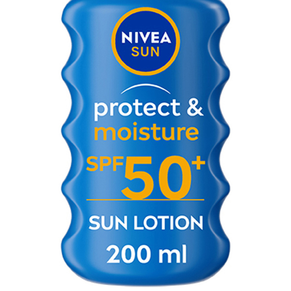 Nivea Sun Protect and Moisture Sun Cream Spray SPF50+ 200ml Image 3