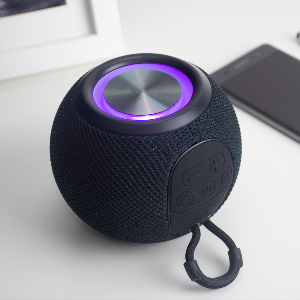 RED5 Black Wireless Orb Speaker Image 2