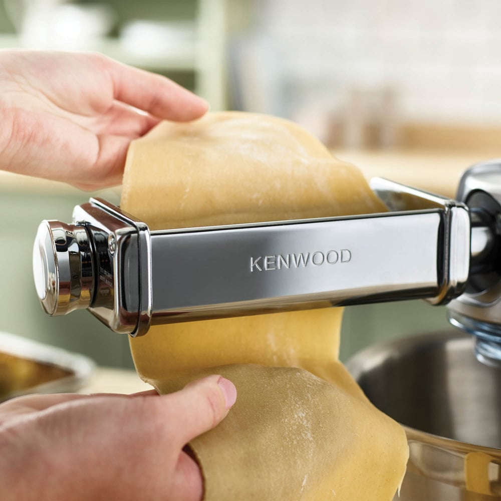 Kenwood KW0980 Lasagne Roller Attachment Image 2