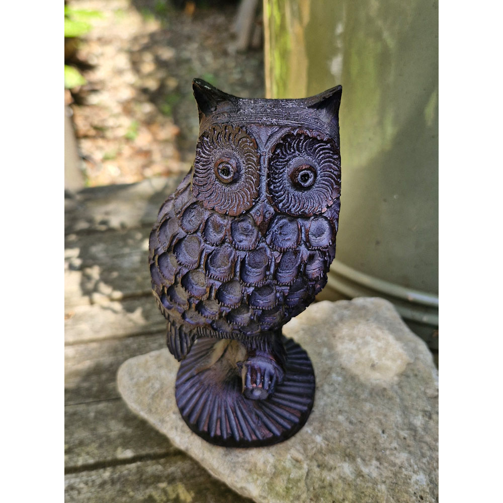Inspirational Gifting Little Owl Polystone Resin Garden Ornament Large Image 3