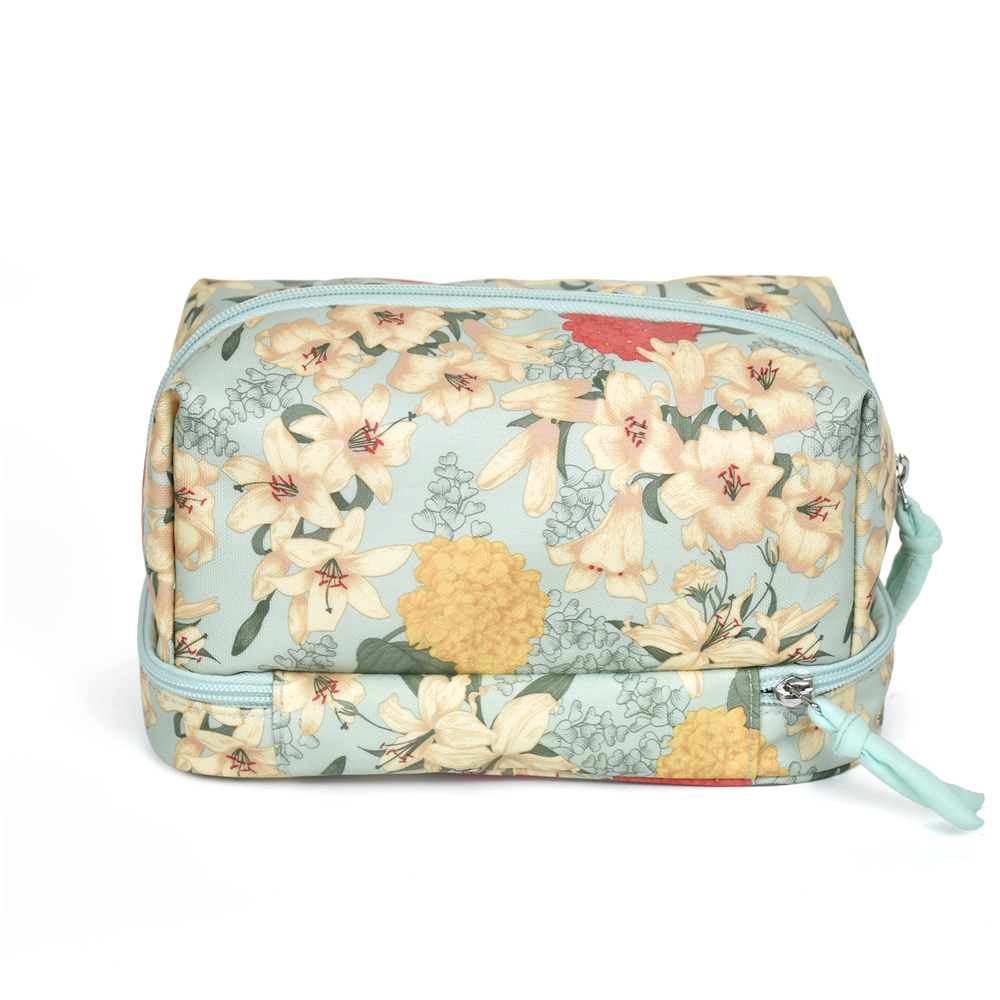 Avilo Floral Design Cosmetic Bag Image 3
