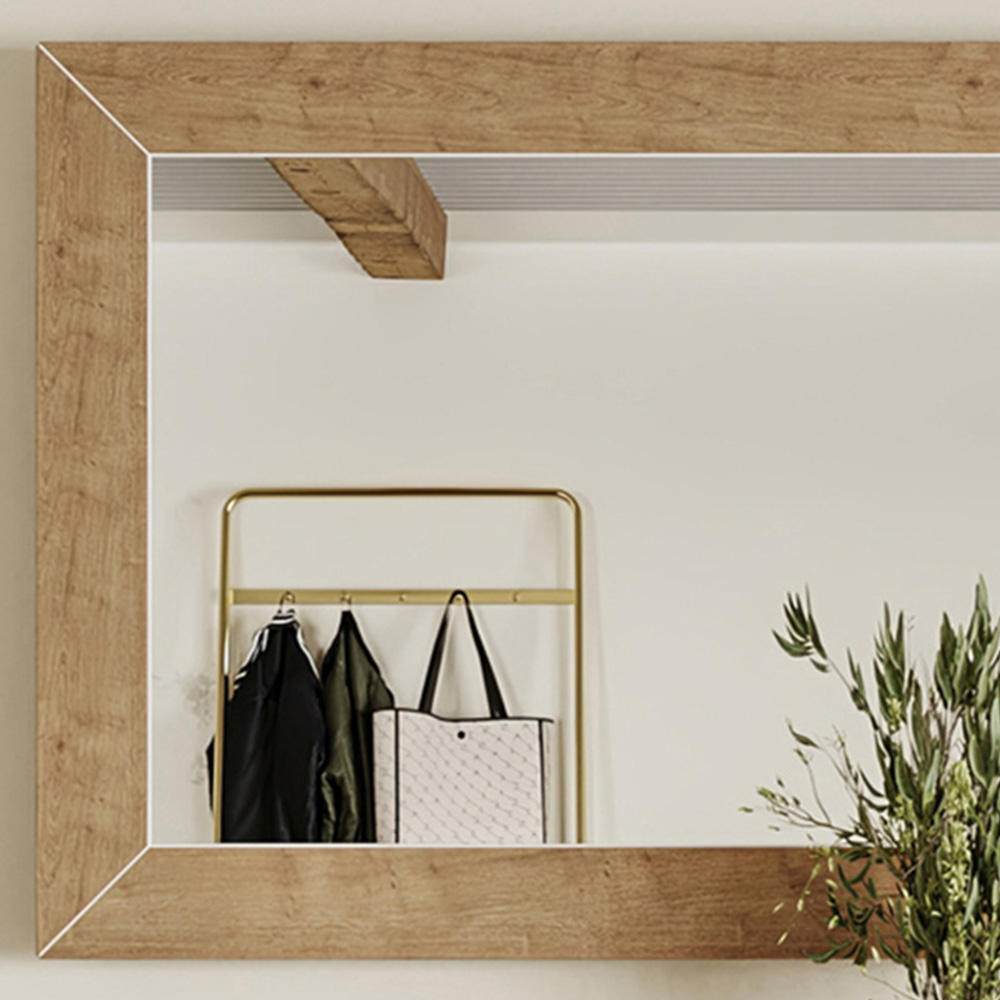 Baumhaus Signature Blue Portrait Mirror Image 3
