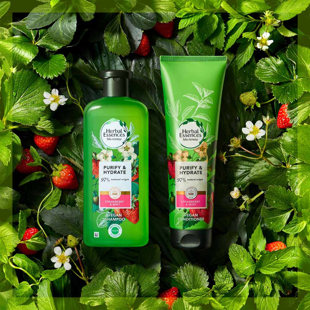 Herbal Essences Bio Renew Strawberry and Mint Shampoo 400ml Image 3