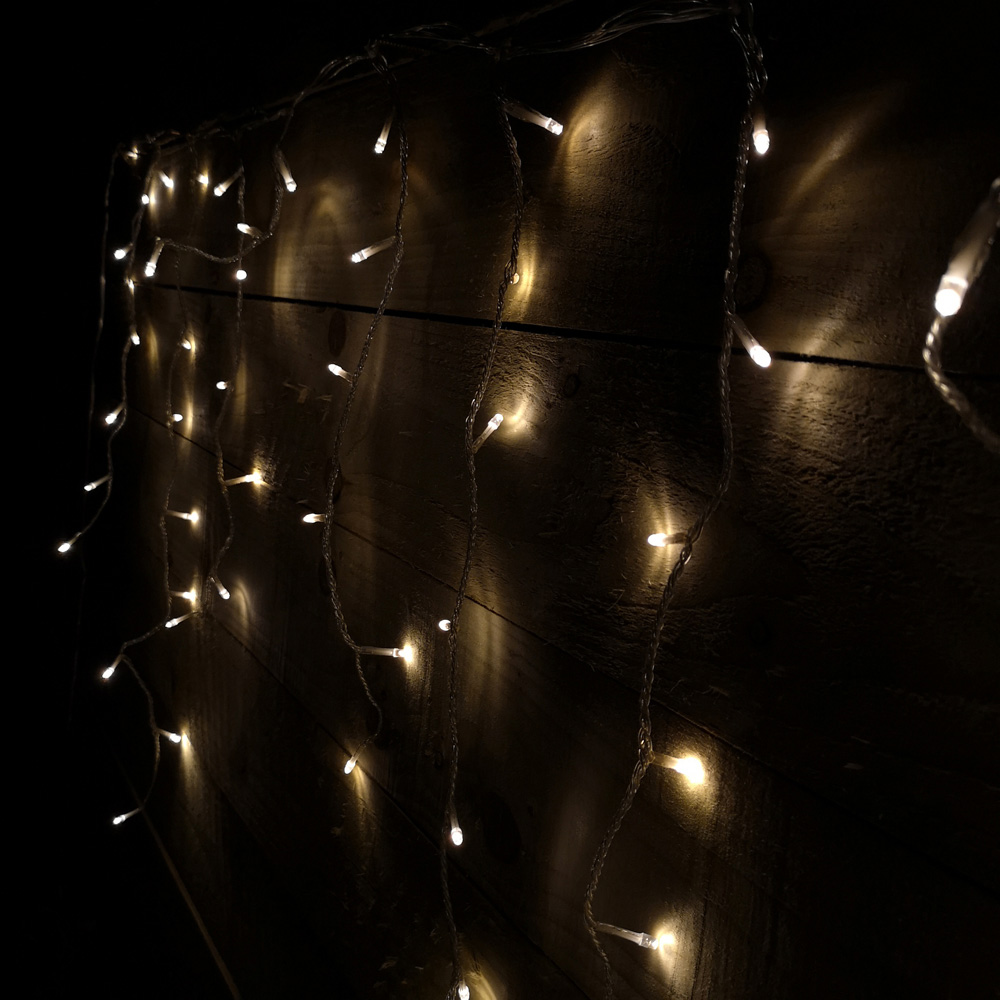 Premier SupaBrights 960 Warm White LED Clear Cable Snowing Icicle Light 23.8m Image 3