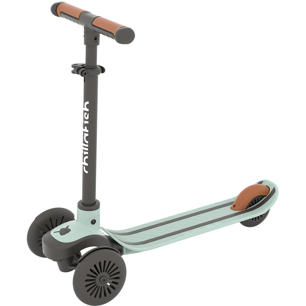 Chillafish Scotti Breeze Lean-to-Steer Scooter Image 1