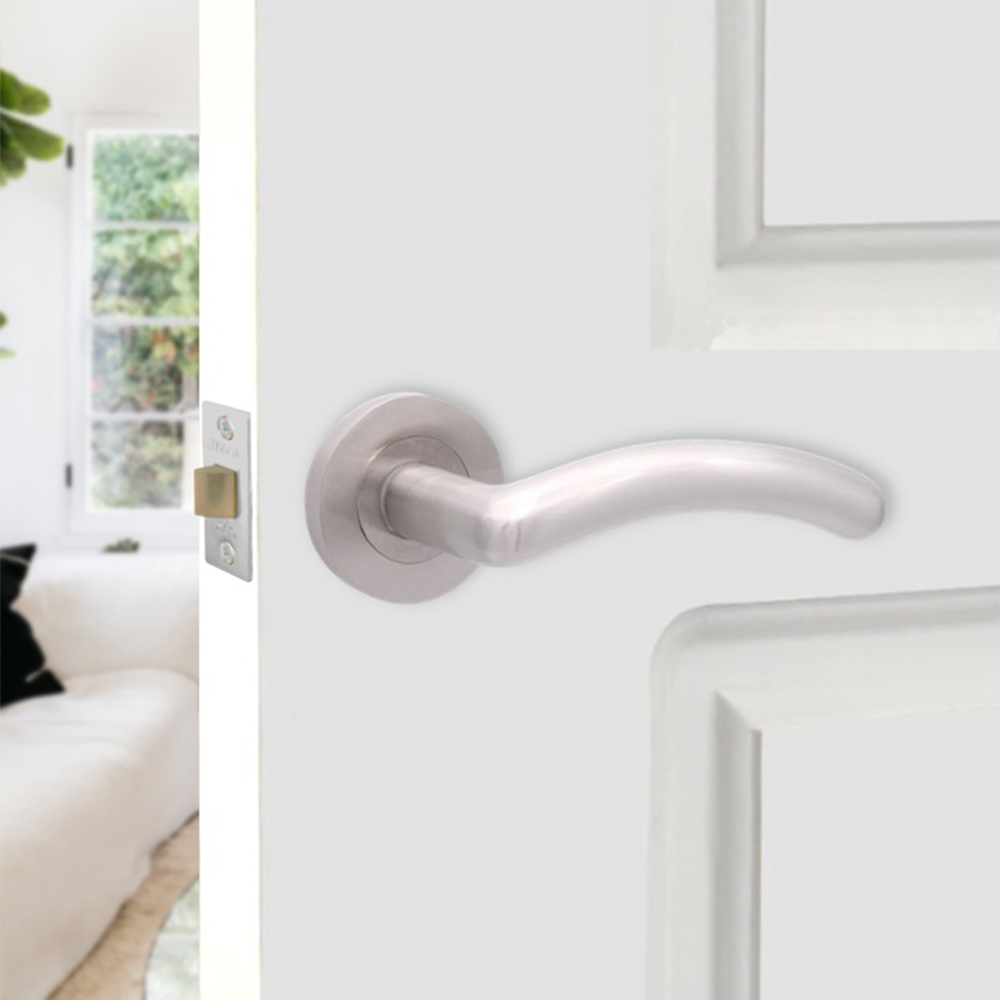 Spira Brass Taurus Satin Nickel Lever Door Handle 2 Pack Image 2