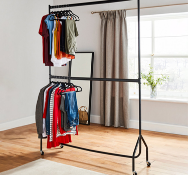 clothesrails.png