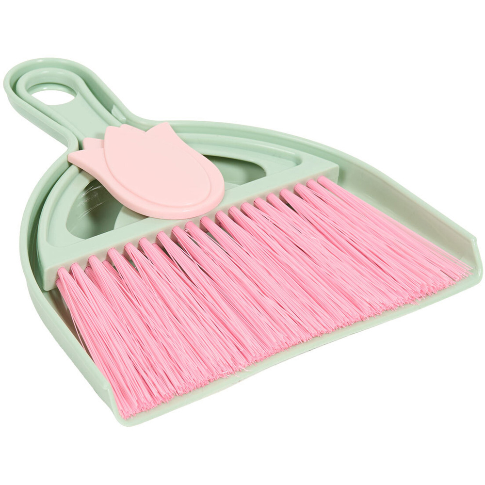 Flower Mini Dustpan and Brush Set Image 7