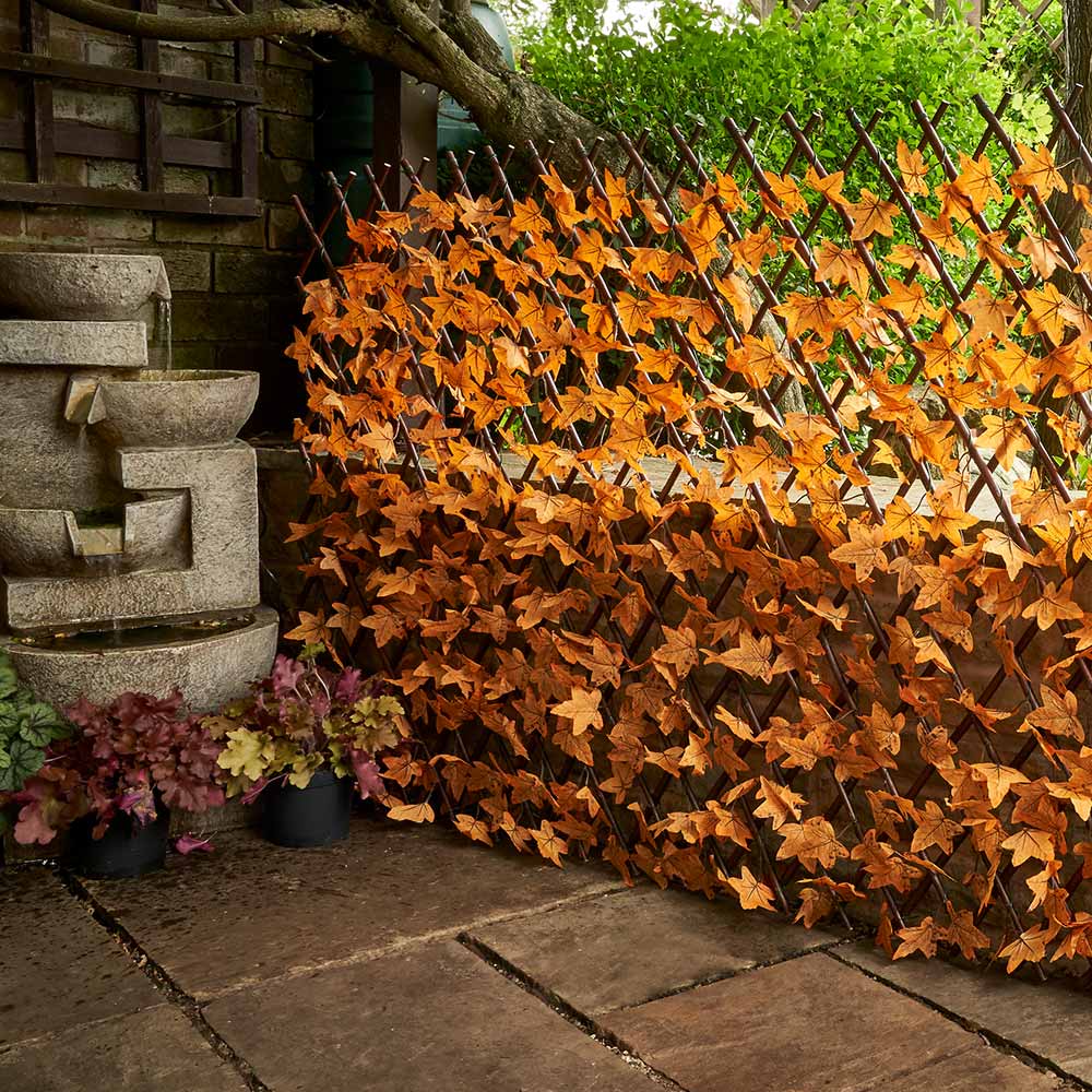 Wilko Expanding Artificial Maple Leaf Trellis 2m x 1m Image 6