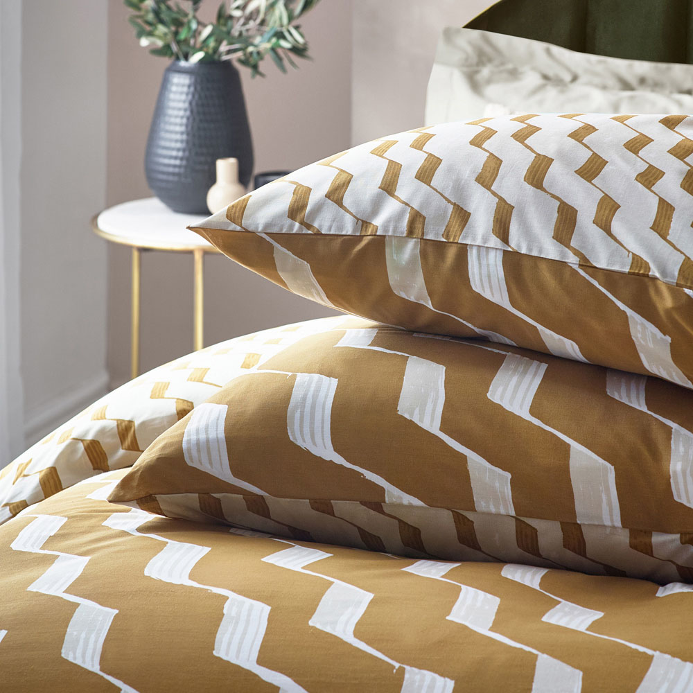 Hoem Zabine Super King Honey Abstract Geometric Duvet Set Image 2