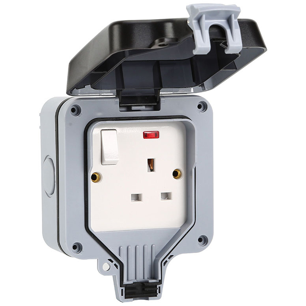 ENER-J 1 Gang 13A Single BS Socket and Switch Image 1
