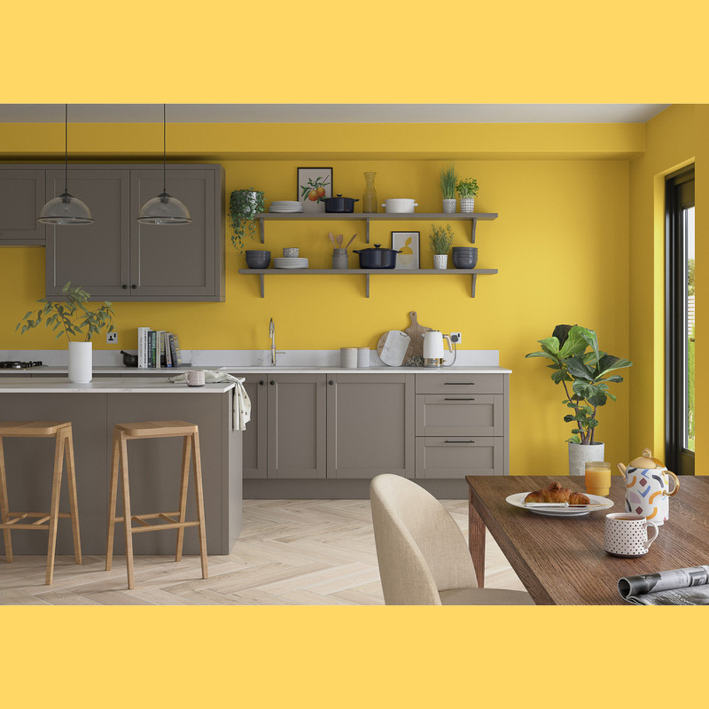 Dulux Trade Lemon Zest Walls and Ceilings Vinyl Matt Paint 2.5L Image 4