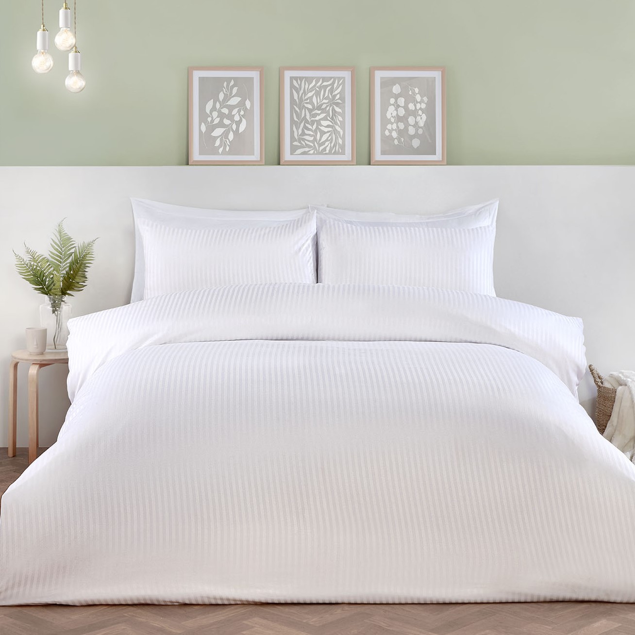 Pimlico Satin Stripe Duvet Set - White / King Image 1