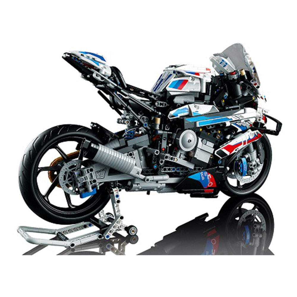 LEGO 42130 Technics BMW M 100RR Model Building Kit Image 4