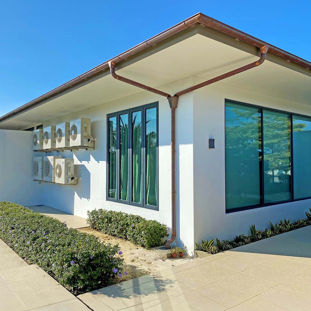 Metal Gutta Half Round 90 Degree Copper External Corner Image 4