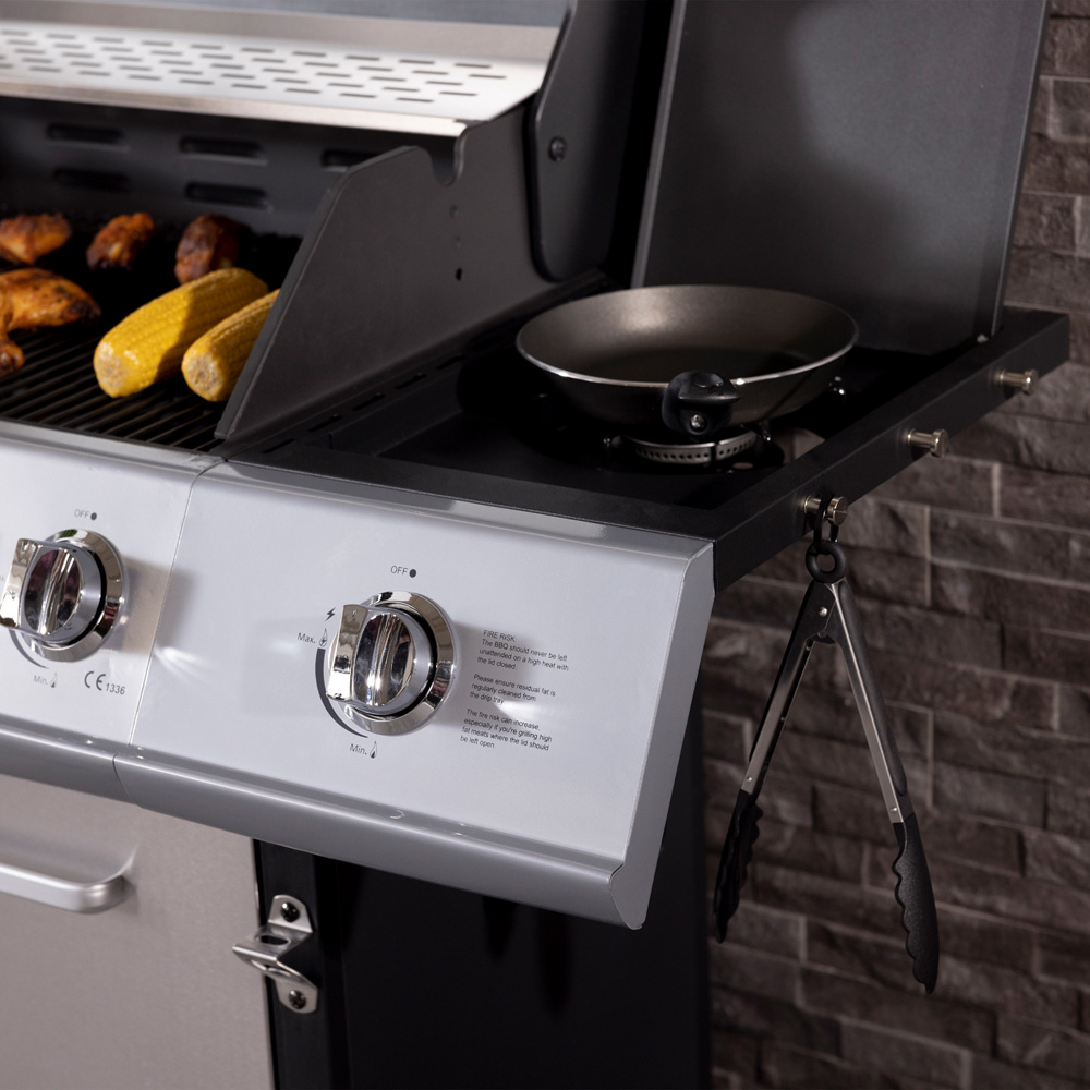 Charles Bentley Premium 6 + 1 Burner Gas BBQ Silver Image 8