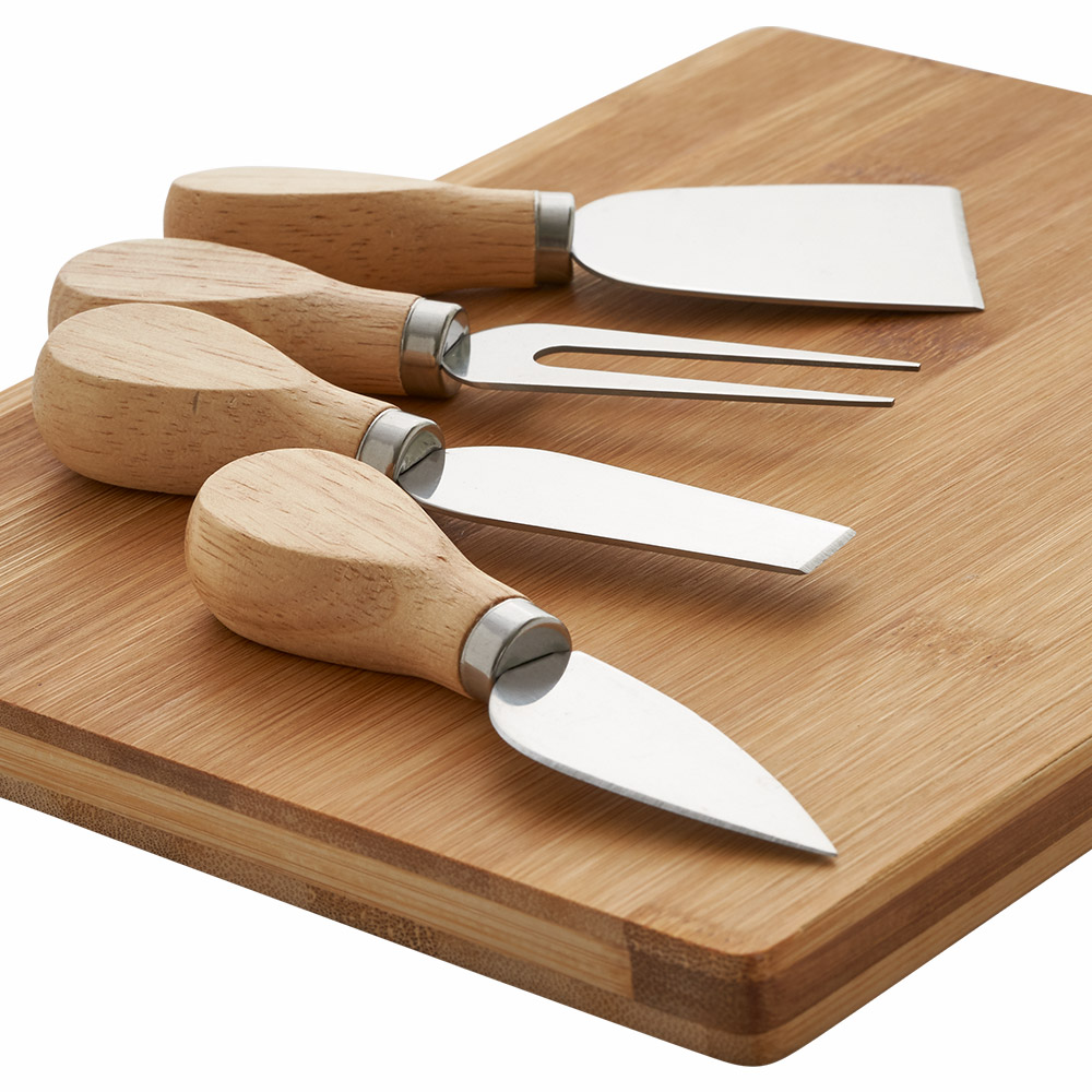 Wilko Cheeseboard with 4 Knives Image 3