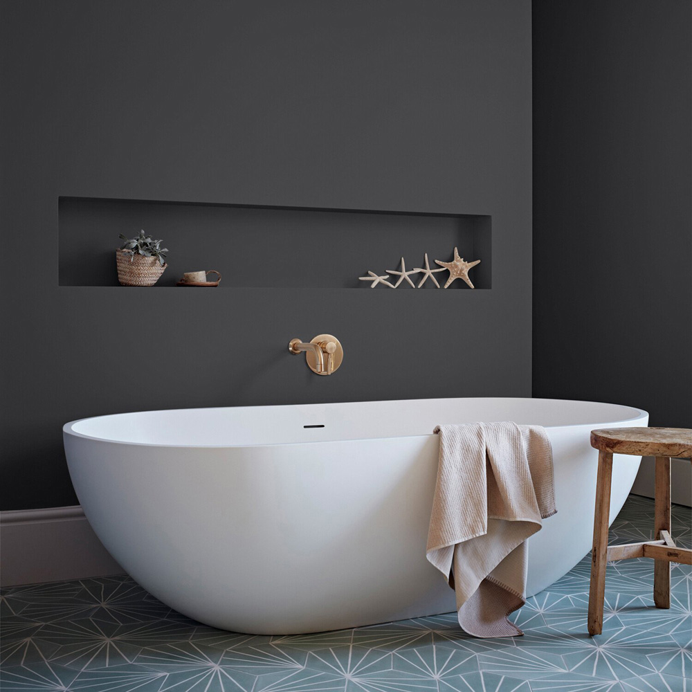 Crown Easyclean Bathroom Paint - Rebel Image 5