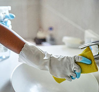 Clean bath, sink and Shower Blog