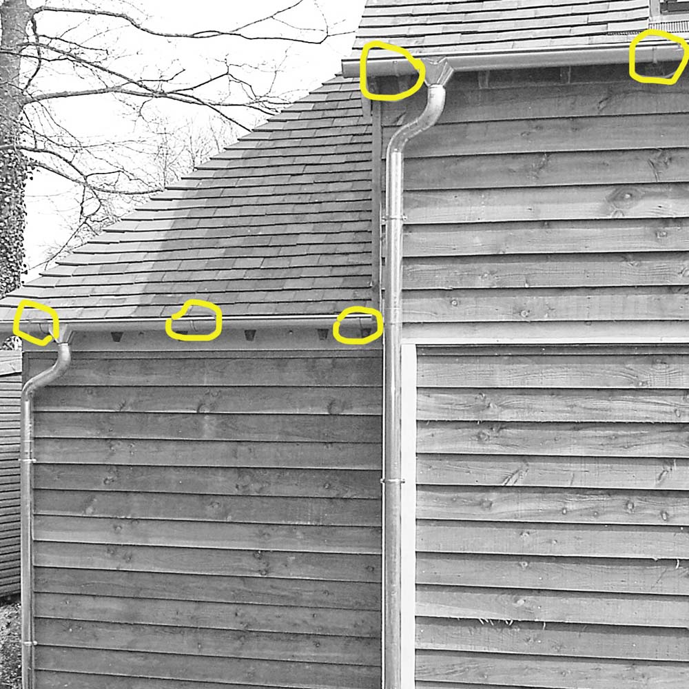 Metal Gutta Stainless Steel Roof Bracket 32 Pack Image 2