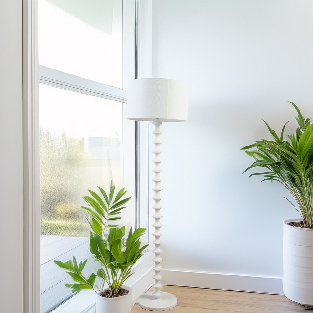 Maia Floor Lamp White Image 2