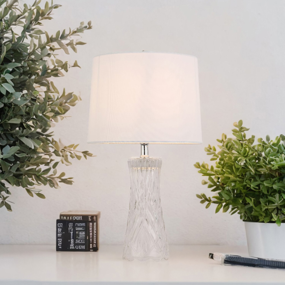 White Elise Table Lamp White Image 2