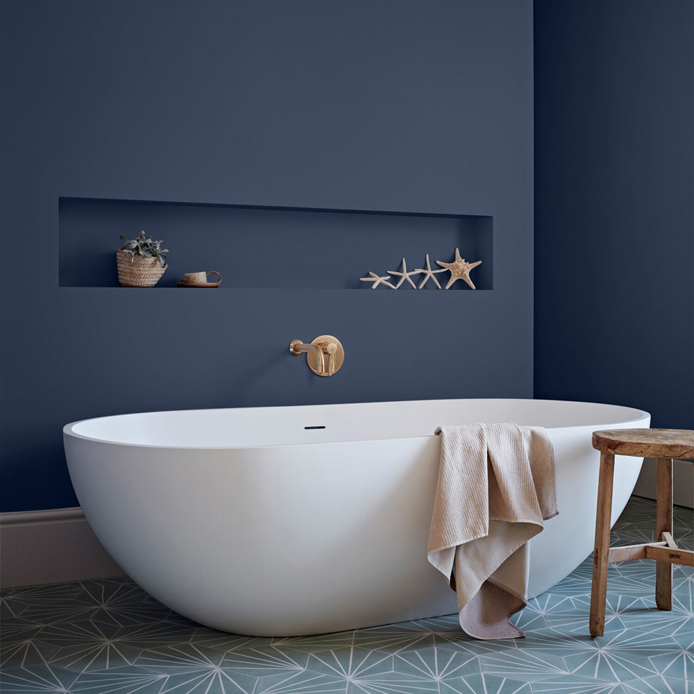 Crown Easyclean Bathroom Paint - Mid Navy Image 5