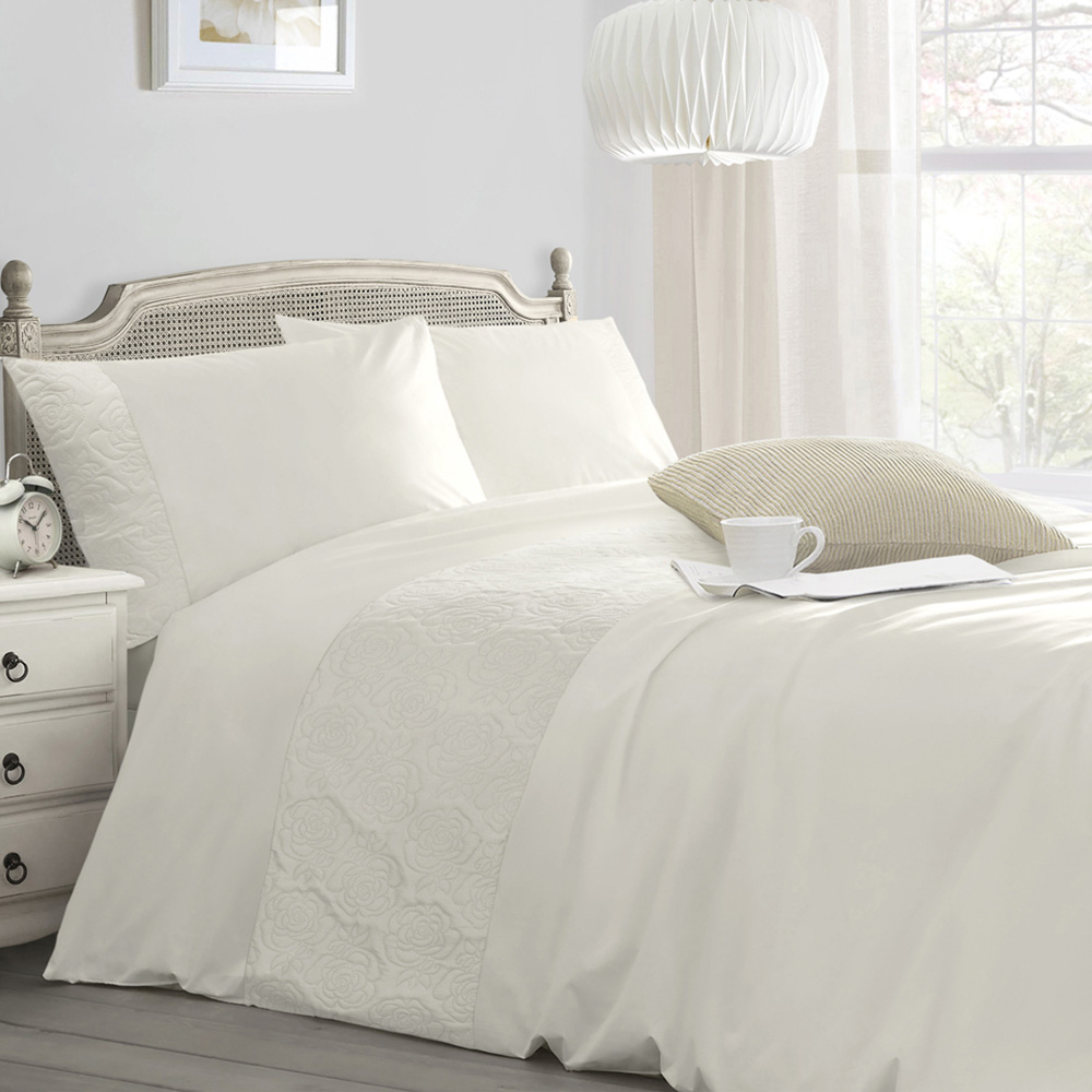 Velosso King Size Cream Quilted Floral Duvet Cover Set Image 1