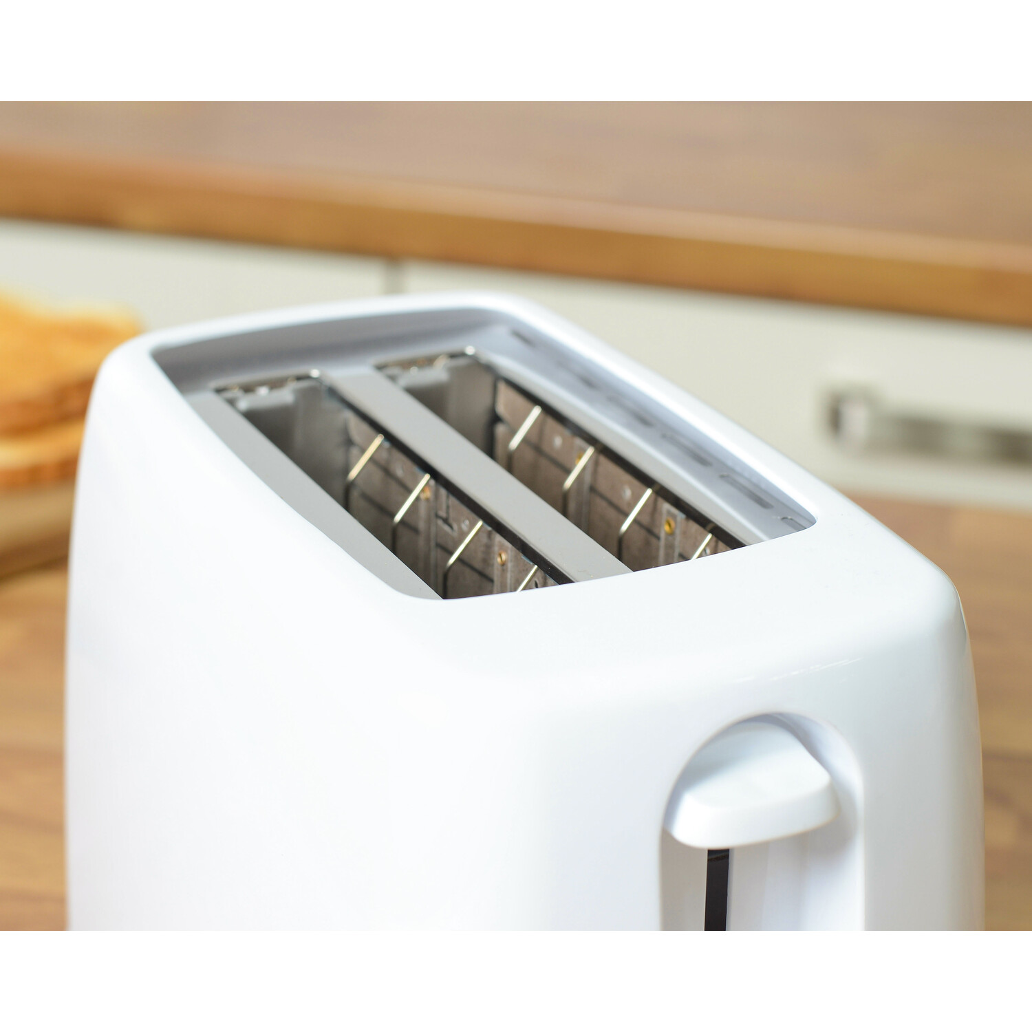 Essentials White 2 Slice Toaster Image 3