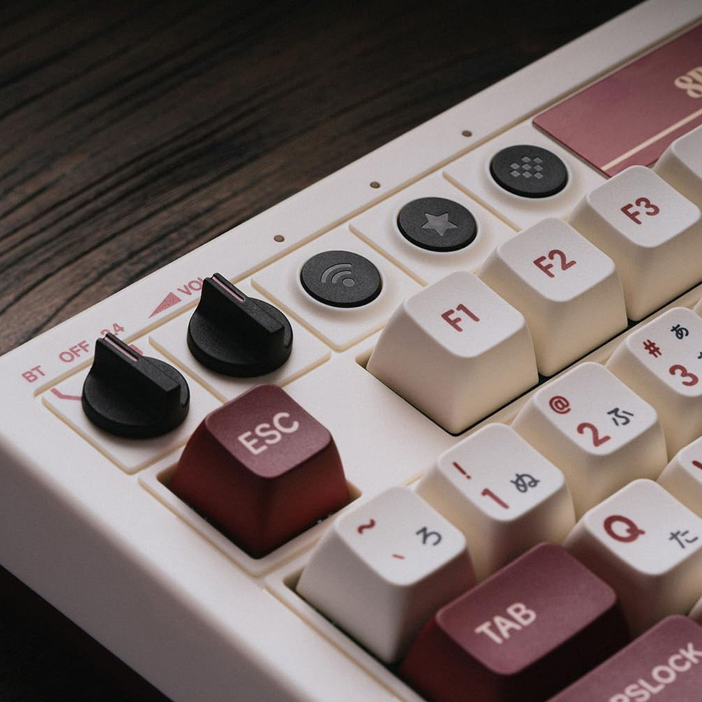 8BitDo Retro 108 Fami Edition Mechanical Keyboard Image 6