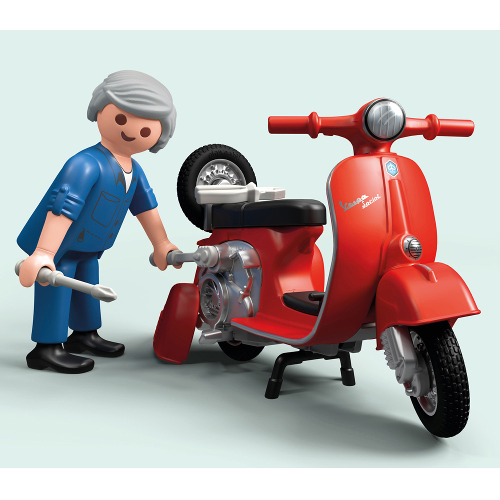 Playmobil 60s Vespa Garage Playset Image 9