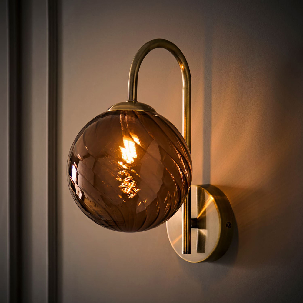 ValueLights Sydney Glass Swirl Shade Brass Metal Wall Light and Bulb Image 2