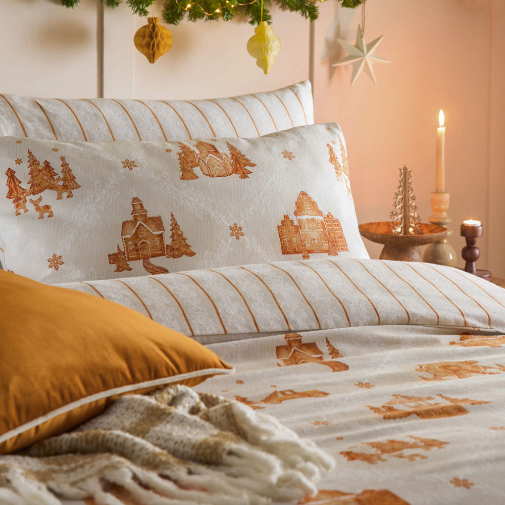 furn. Gretel King Size Cloud Dust Duvet Set Image 2