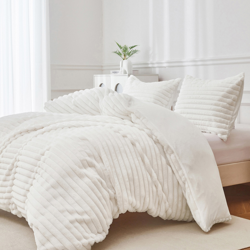 Groundlevel Double Cream Stripe Super Soft Luxury Faux Fur Duvet Image 2