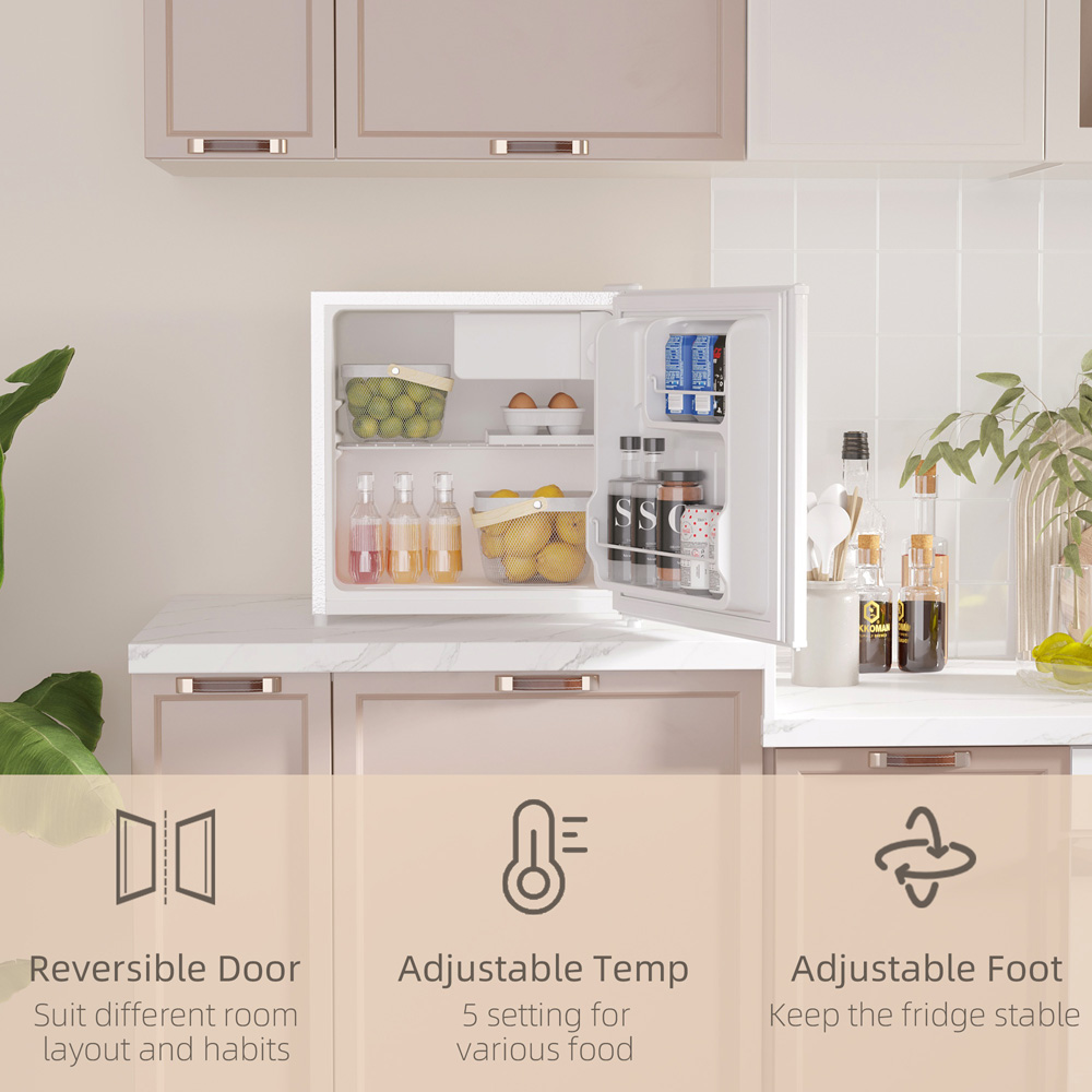 Portland 800-155V70CW White 46L Table Top Fridge Image 6