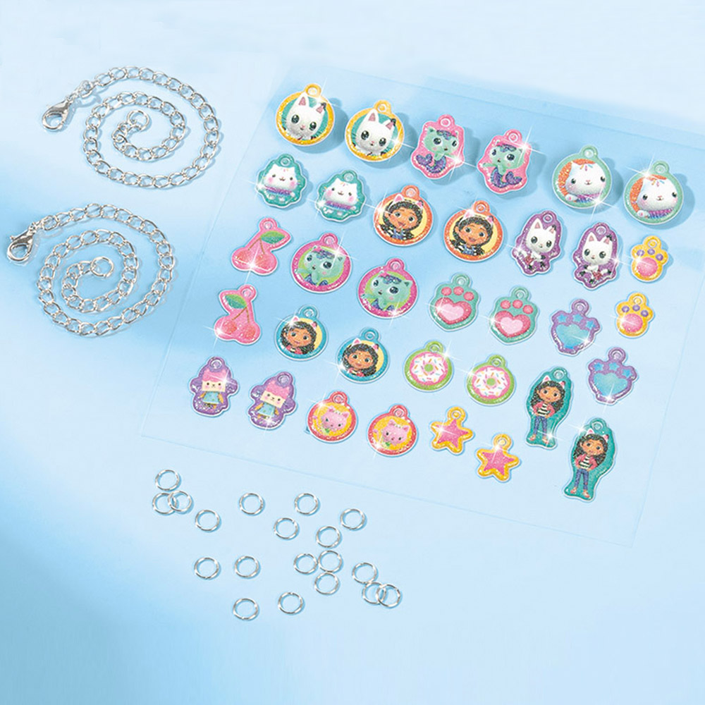 Gabbys Dollhouse Charm Bracelet Set Image 2