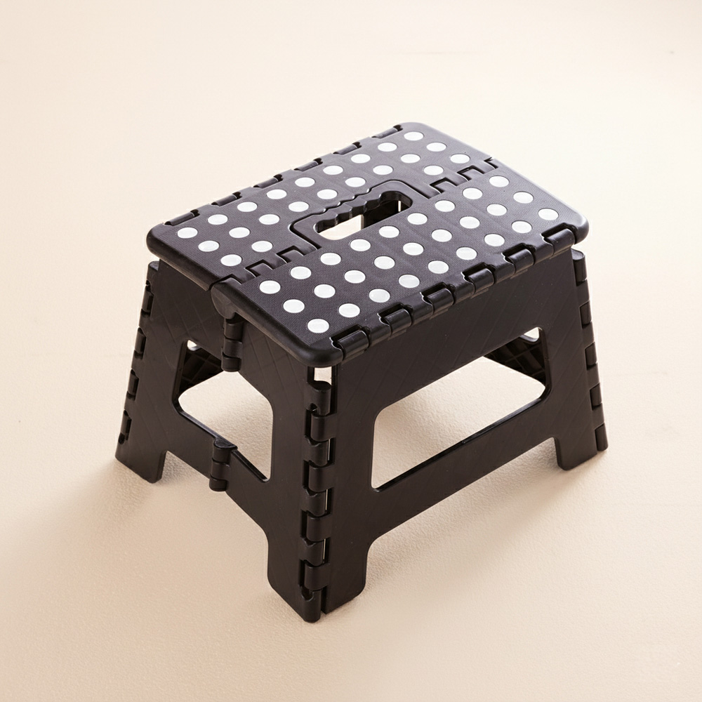 Avilo Foldable Lightweight Step Stool with Handle Image 7