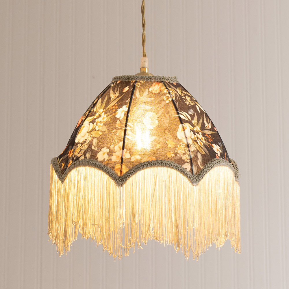 ValueLights Peony Scalloped Floral Fabric Classic Lamp Shade with Cream Tassels Image 2