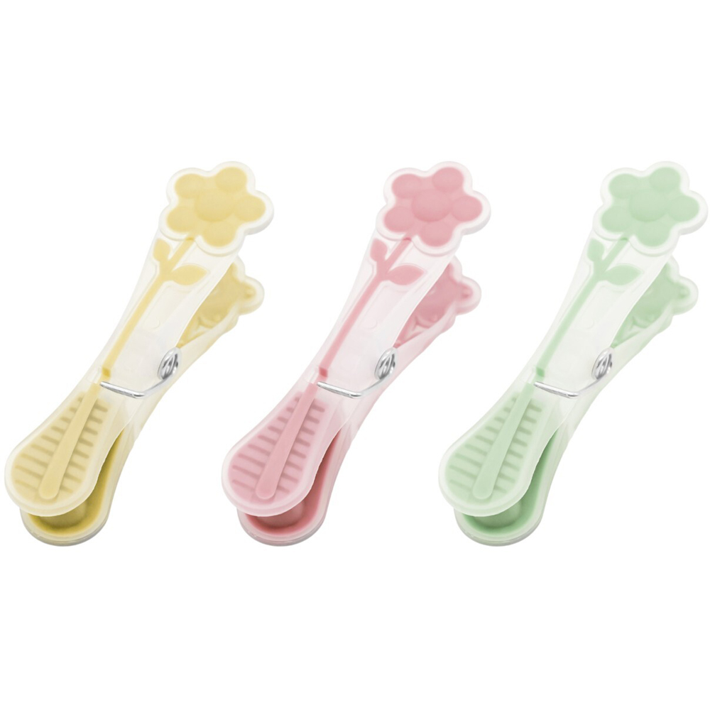 Pack of 24 Flower Pegs with Basket Image 2