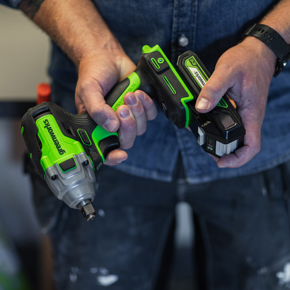 Greenworks GWGD24IW400 24V Brushless 400Nm Impact Wrench Bare Unit Image 3
