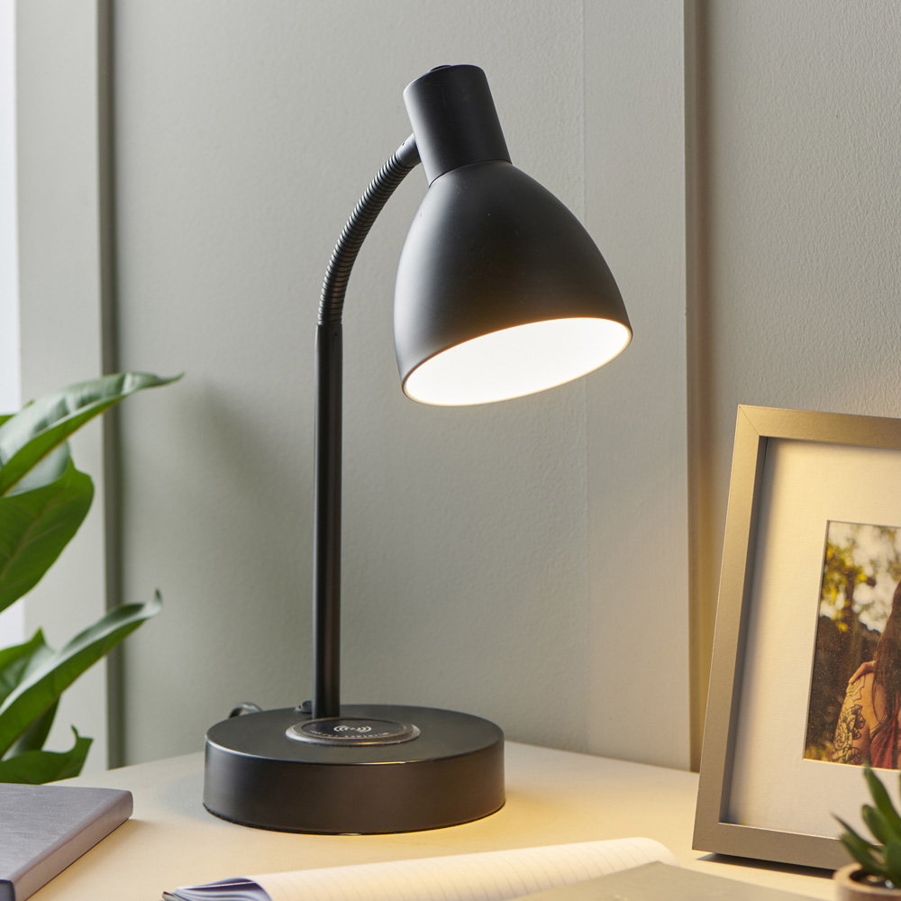 Wilko Black Wireless Charger Lamp Image 8