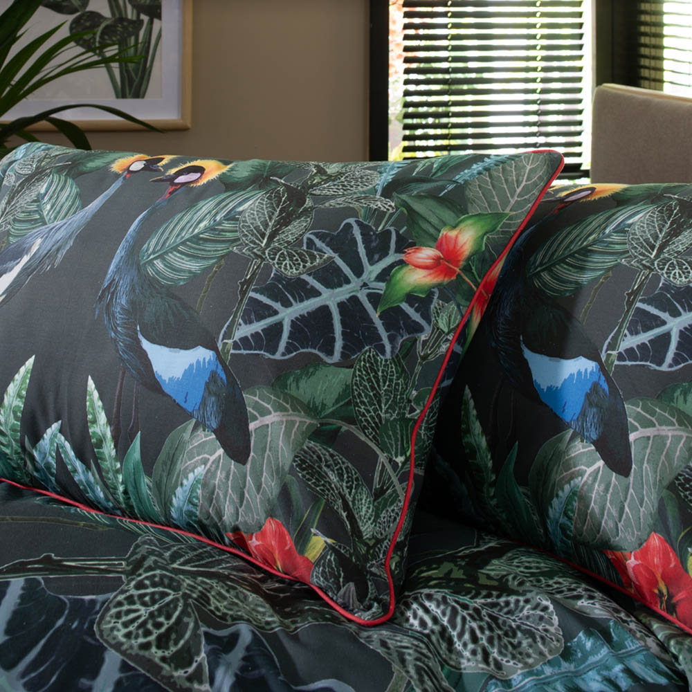 Deyongs Double Crane World Duvet Set Image 2
