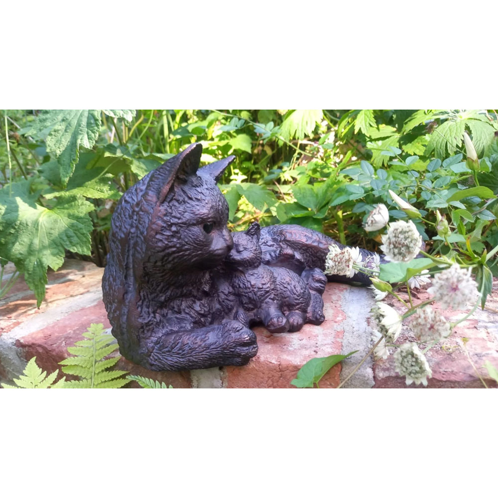 Inspirational Gifting Cat and Kitten Cast Aluminium Garden Ornament Image 7