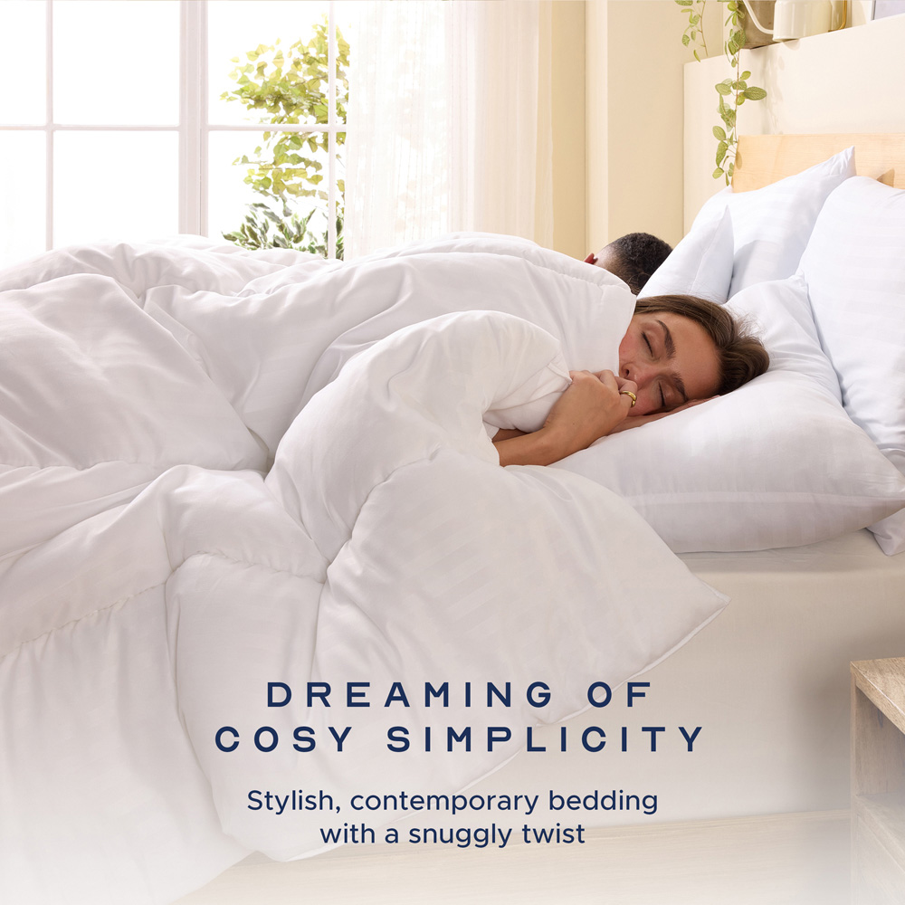 Snuggledown King Size White Scandinavian Hollowfibre Duvet 4.5 Tog Image 2