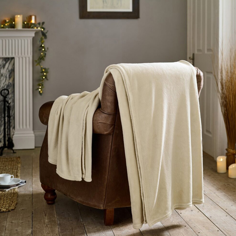 Deyongs Almond Milk The Big One Throw 230 x 270cm Image 2